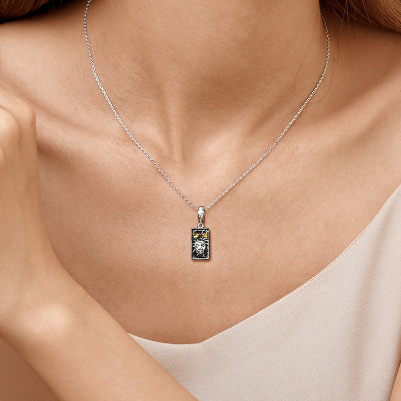 Gnoce "the Strength" Tarot Pendant Dangle Charm_7