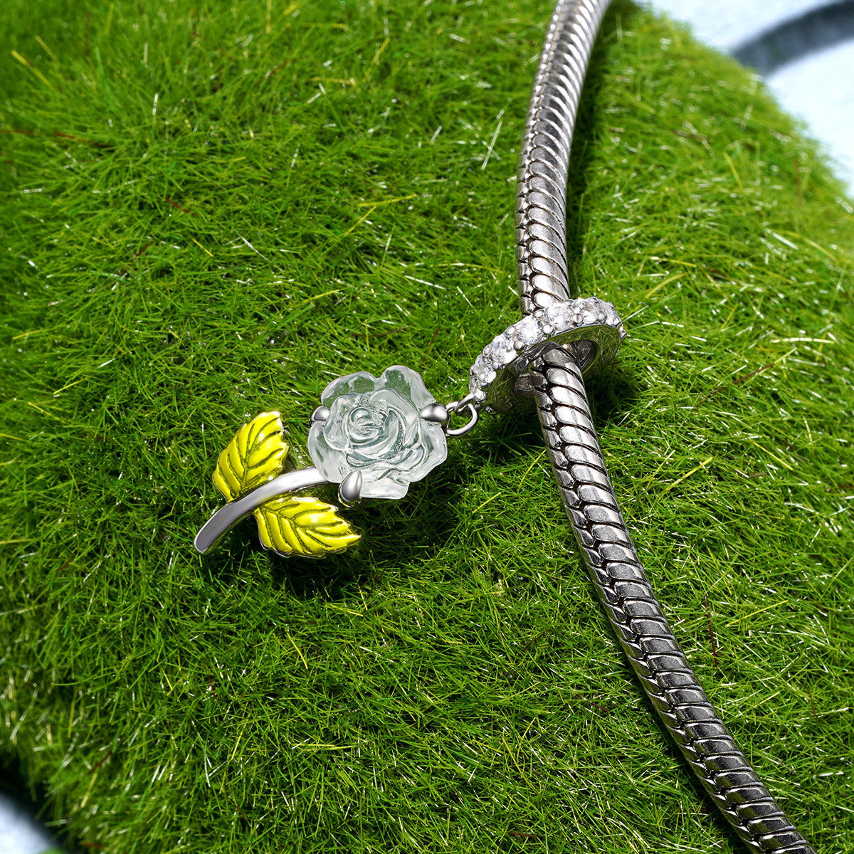 Gnoce Light Color-changing Rose Flower Pendant Dangle Charm_4