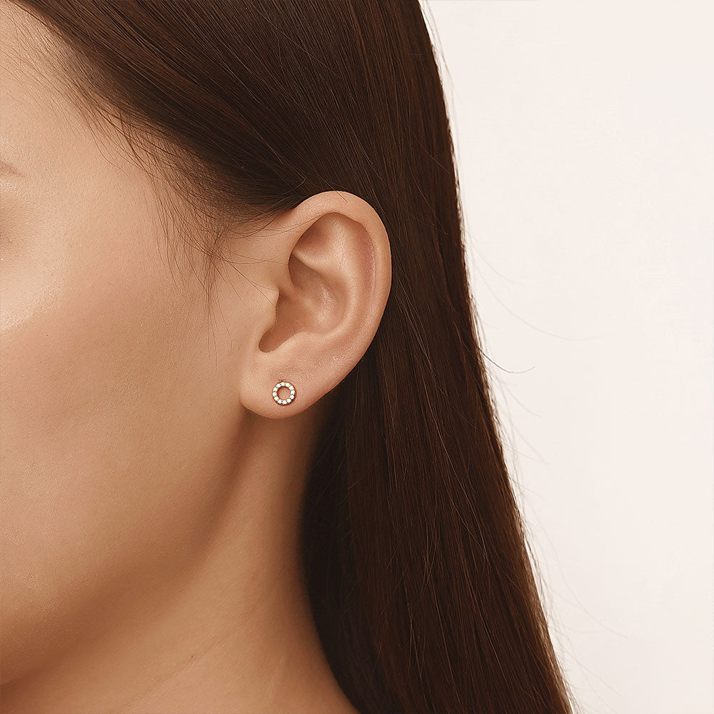 Gnoce Mini Pave Disc Stud Earrings_6
