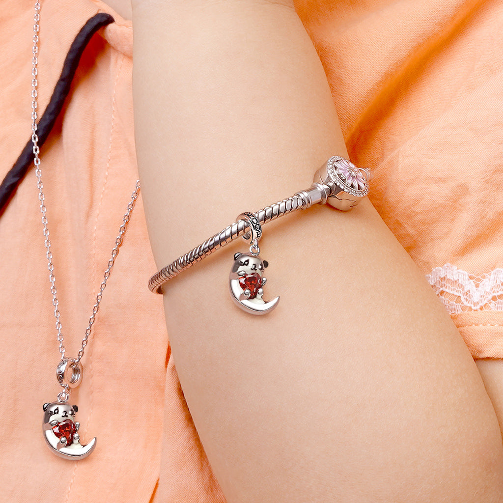 Gnoce Lovely Otter Embraces Heart Gem Charm_5