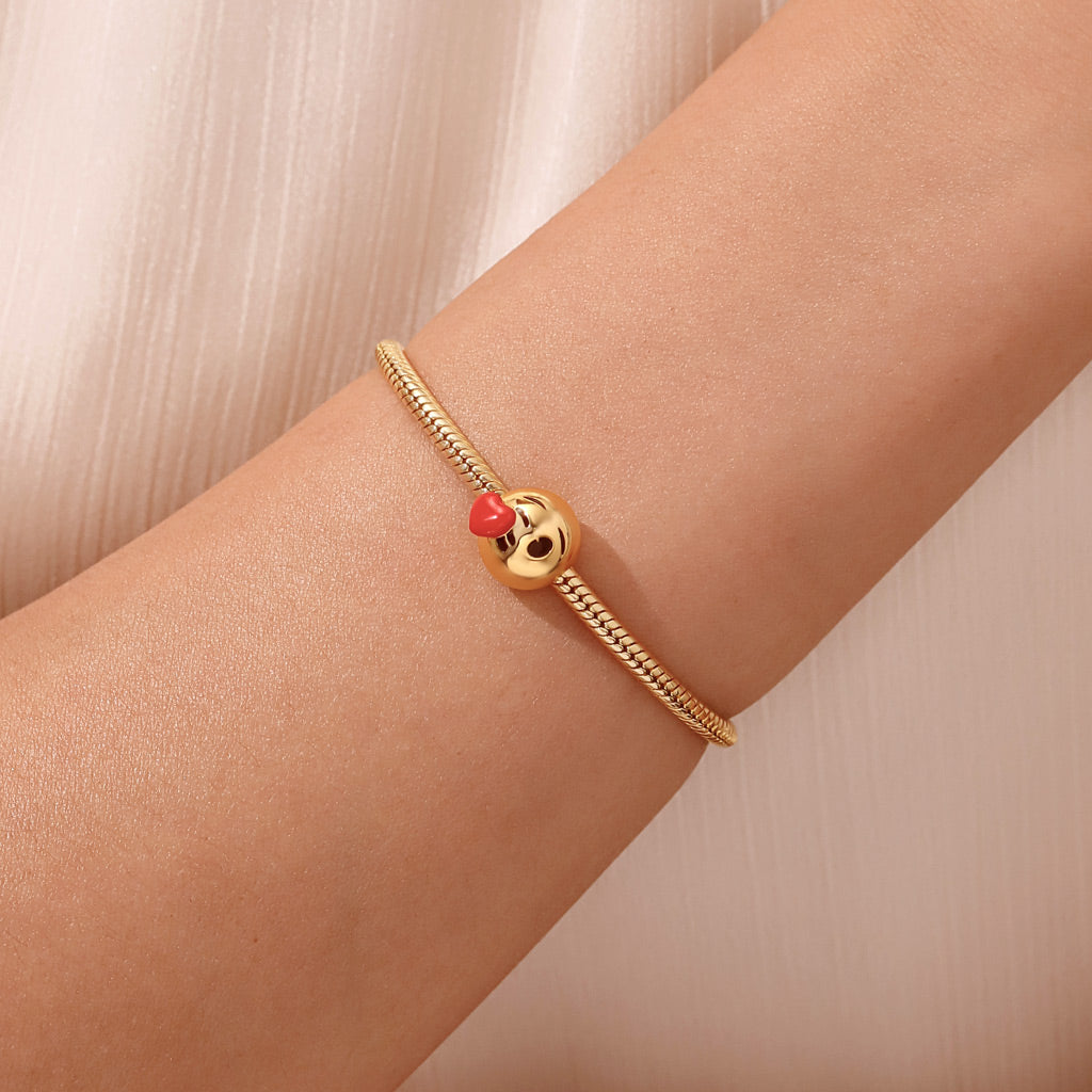 Gnoce emoji Face Blowing Kiss Charm_4