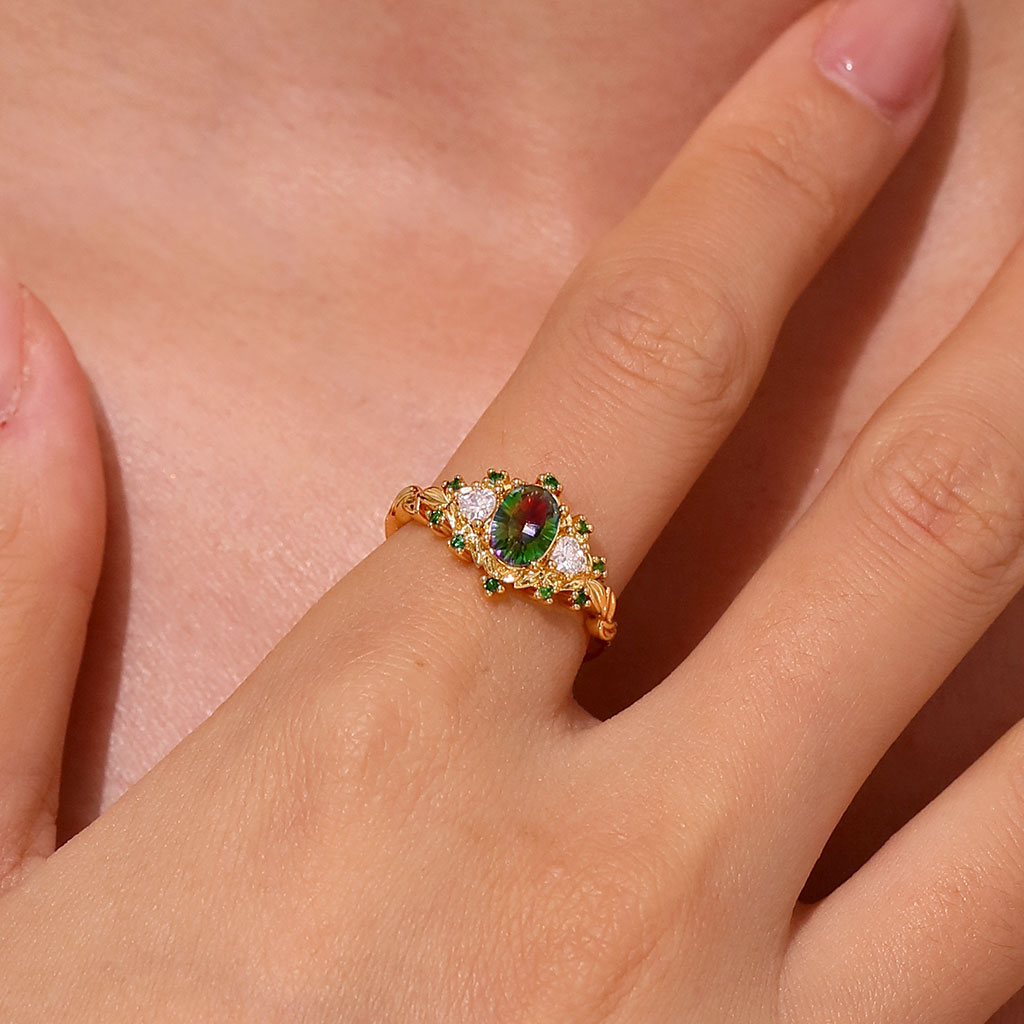 Gnoce Luxury Secret Garden Teal Oval Diamond Ring_5