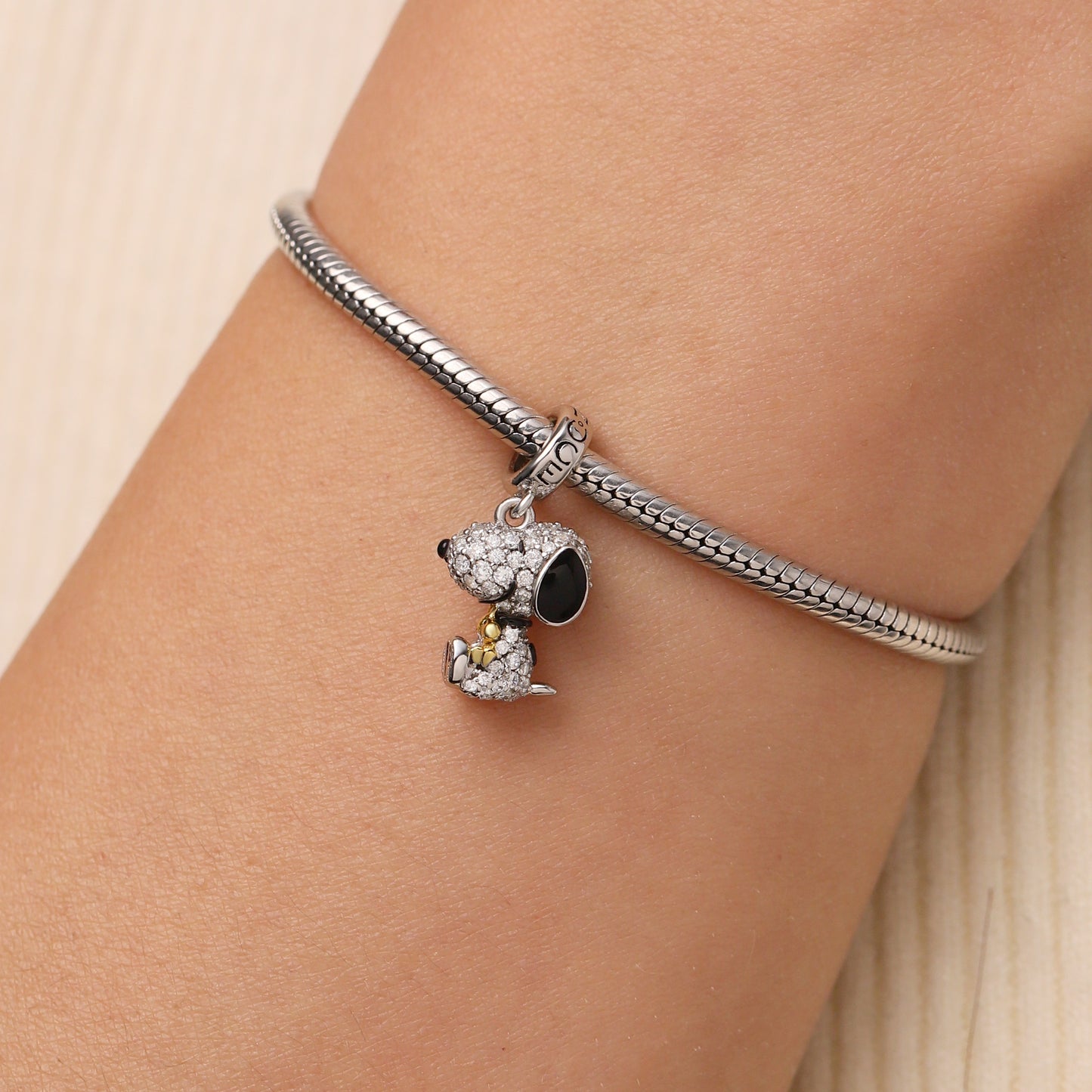 Gnoce Peanuts Snoopy Hugging Woodstock Diamond Pendant Dangle Charm_8