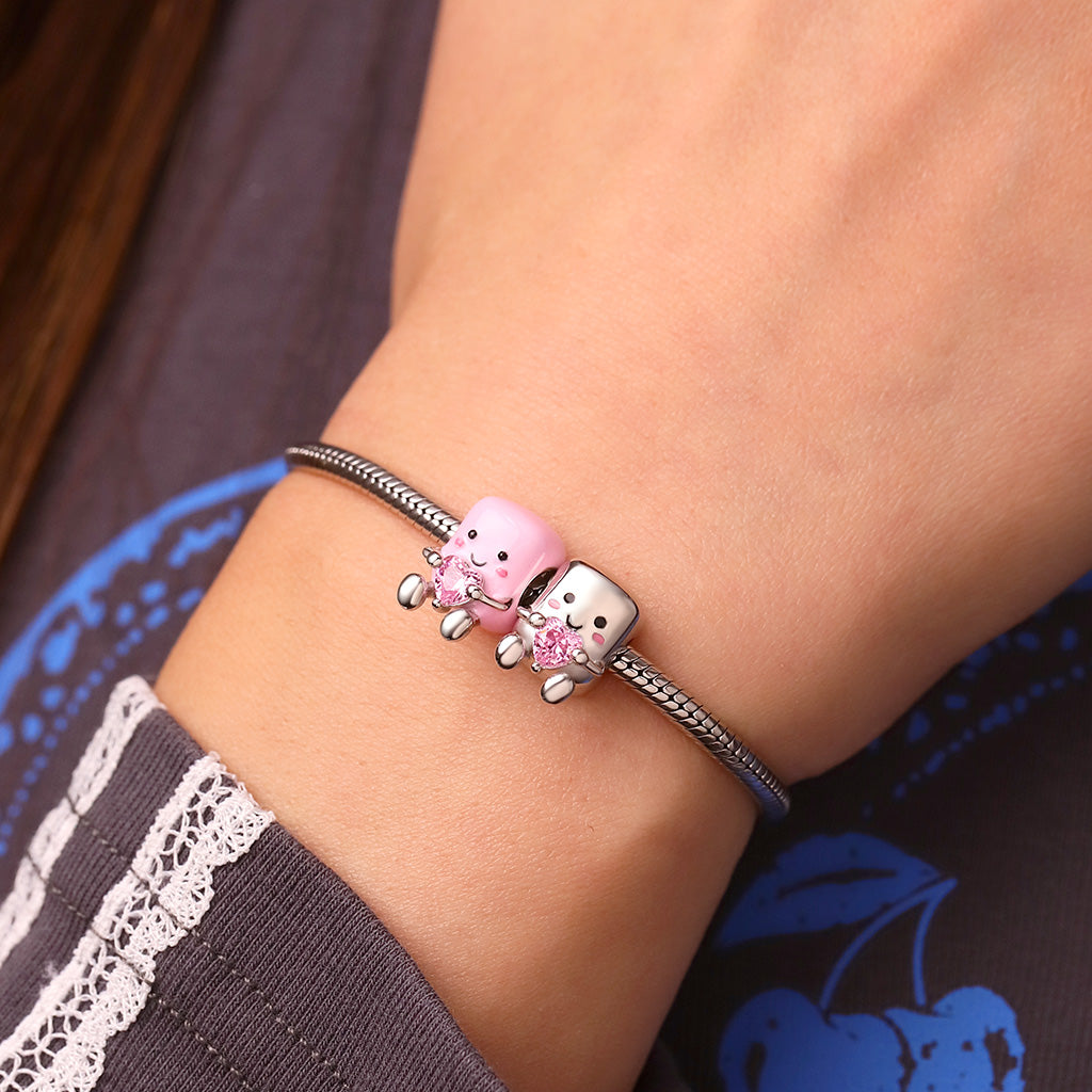 Gnoce Pair of Marshmallows Embraces Love Double Charm_8