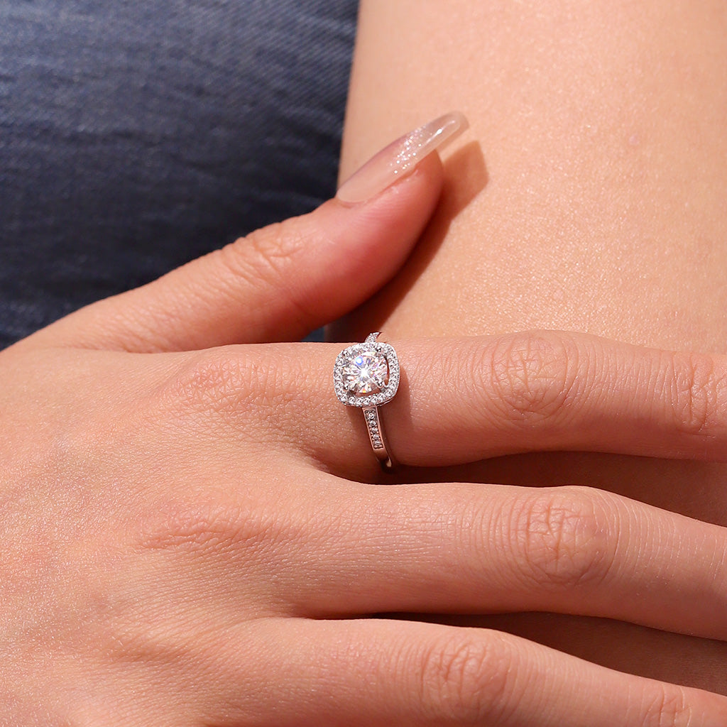 Gnoce Classic Cushion Halo 925S & VVS Moissanite Engagement Ring_6