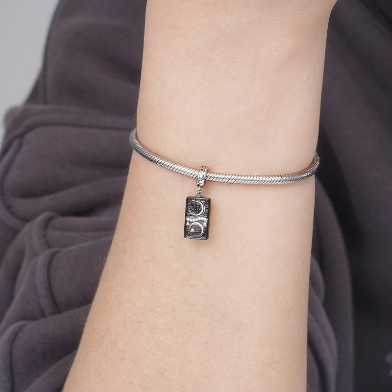 Gnoce the Moon Tarot 925 Sterling Silver Black Plated Pendant_4