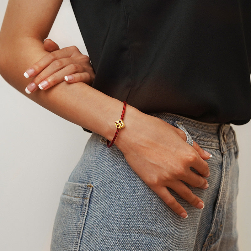 Gnoce Surname Wang 18K Gold Charm_4