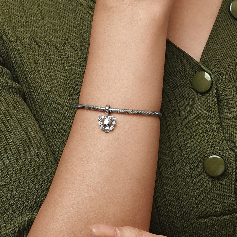 Gnoce Elegant Queen & Flower Pendant Dangle Charm_5