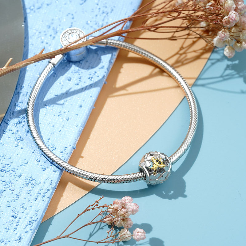 Gnoce Sparkling Honey Bee Flower Charm_2