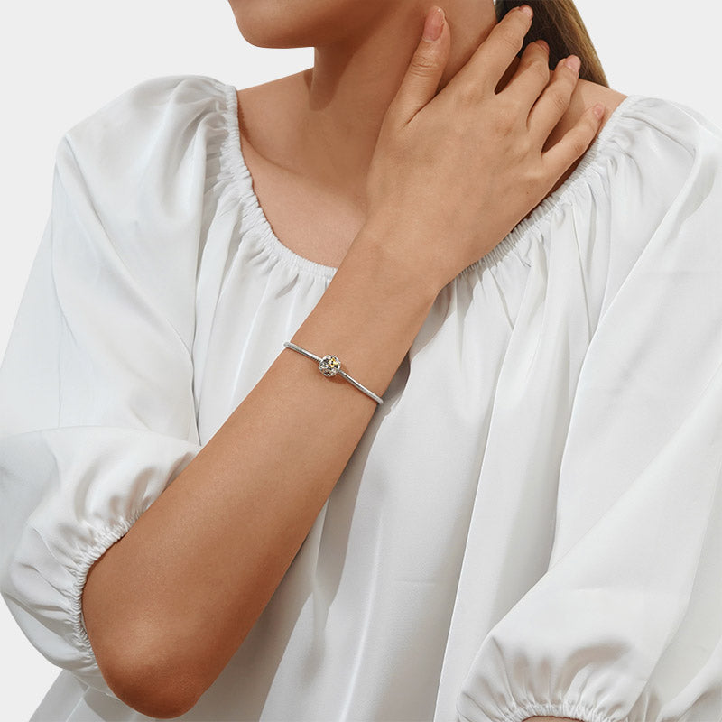 Gnoce Sparkling Honey Bee Flower Charm_3