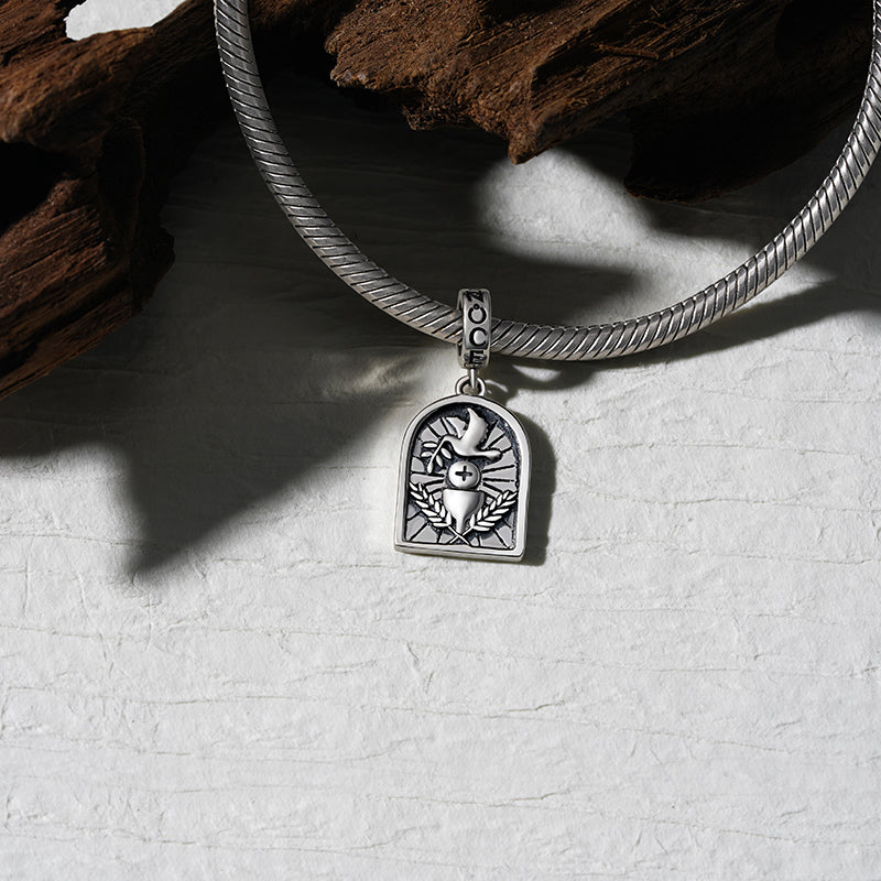 Gnoce Vintage Confirmation Charm_3