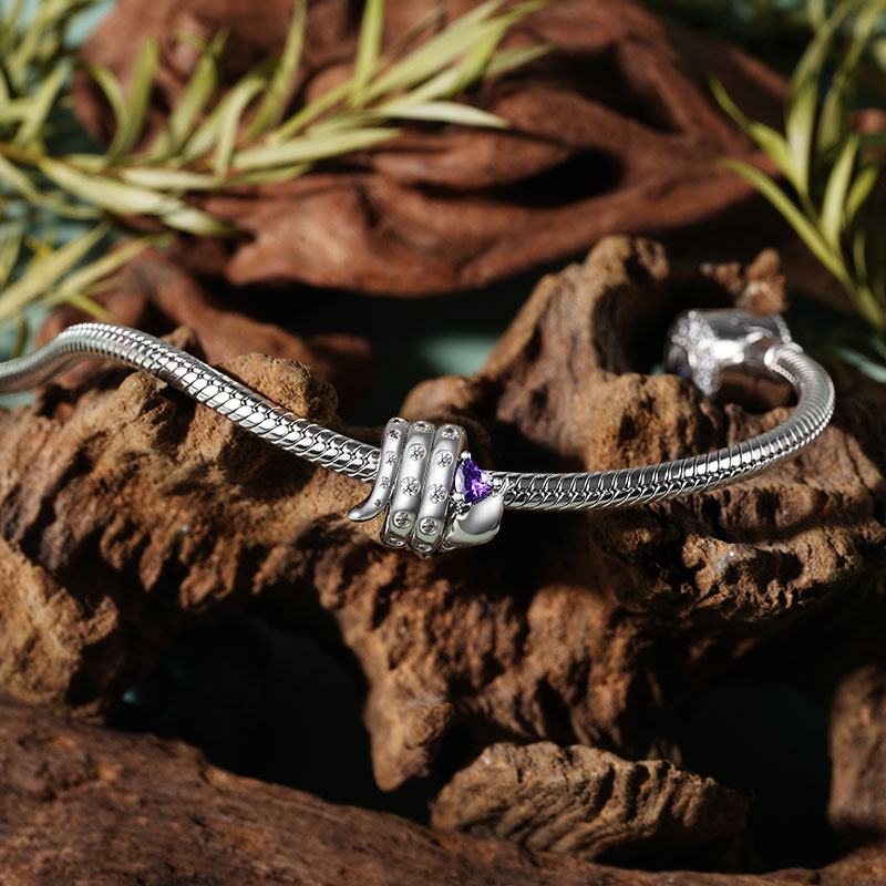 Gnoce Chinese Zodiac Snake Embraces Heart Gem Charm_3