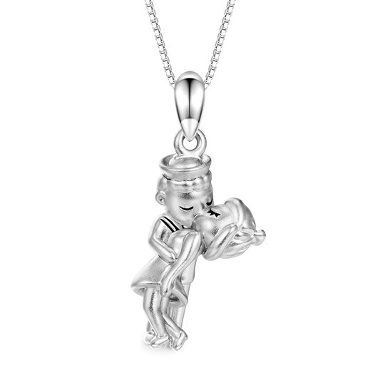 Gnoce Kiss of Victory Necklace_1