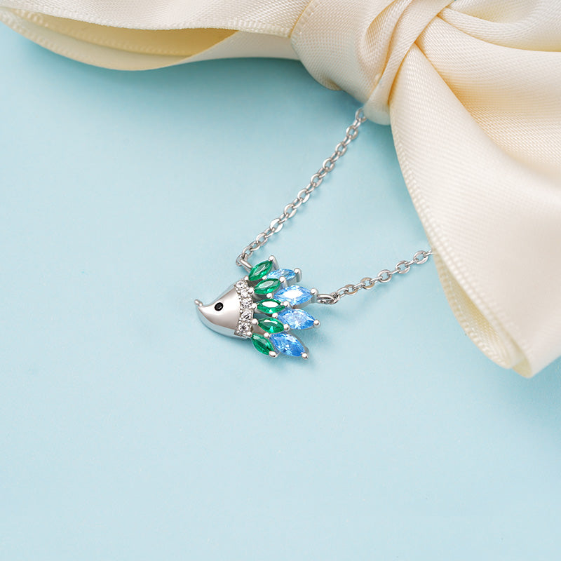 Gnoce Sparkling Hedgehog Necklace_3