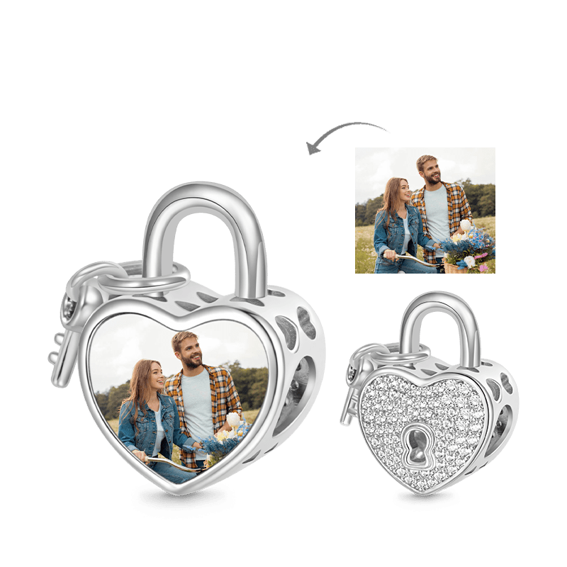 Gnoce Love Key Personalized Photo Charm_1