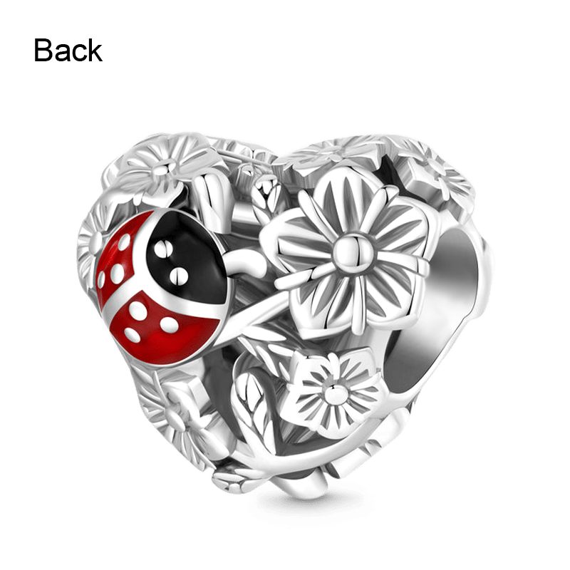 Gnoce Ladybug Loves Flowers Heart Charm_2
