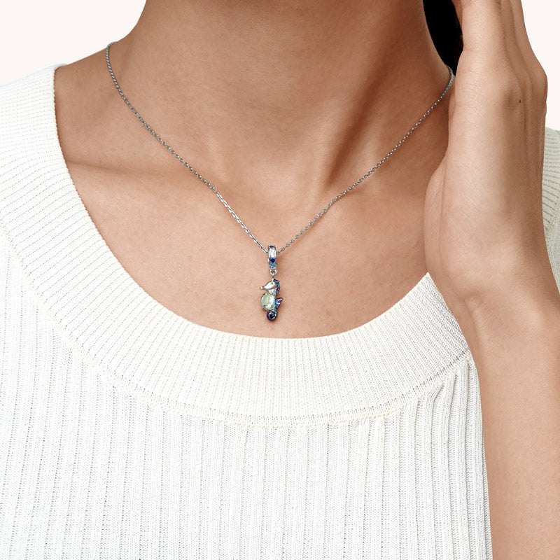 Gnoce Seahorse Embraces Moonstone Pendant Dangle Charm_6
