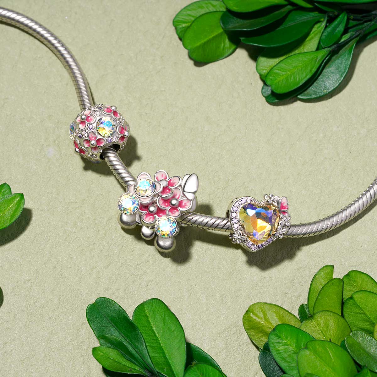 Gnoce Blooming Hydrangea Charm_3