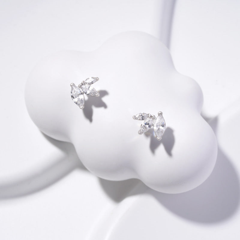 Gnoce Leaf-shaped Stud Earrings_4