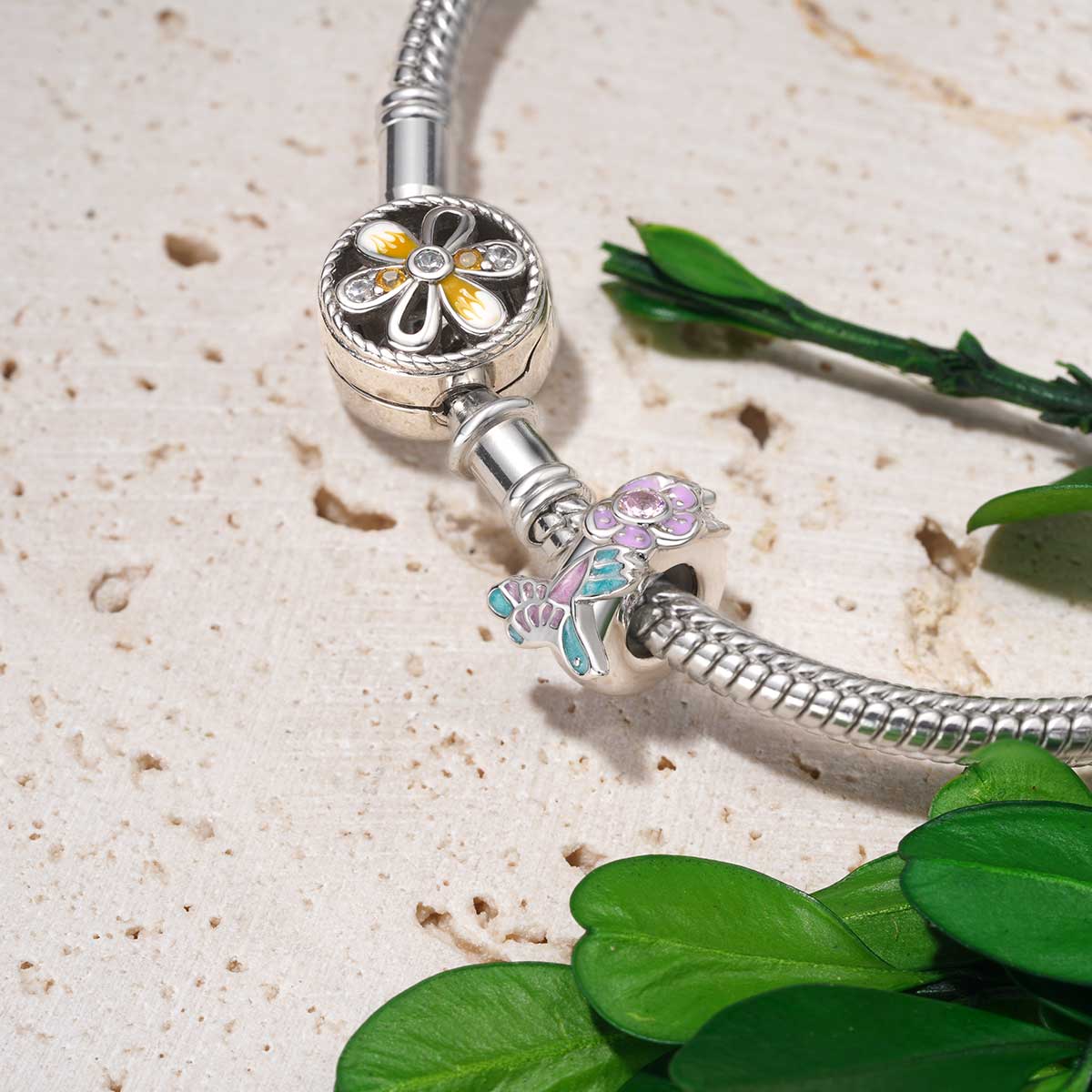 Gnoce Colorful Hummingbird Love Flower Charm_3