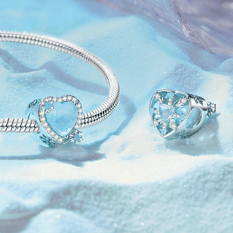 Gnoce Winter Love Heart Snowflake Charm_2