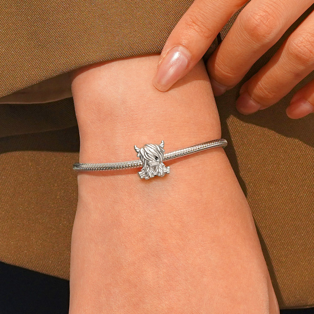 Gnoce Scottish Highland Cow Charm_5