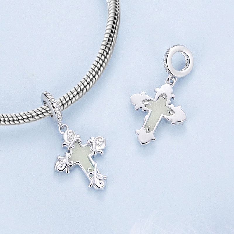 Gnoce Glow-in-the-Dark Retro Cross Pendant Dangle Charm_3