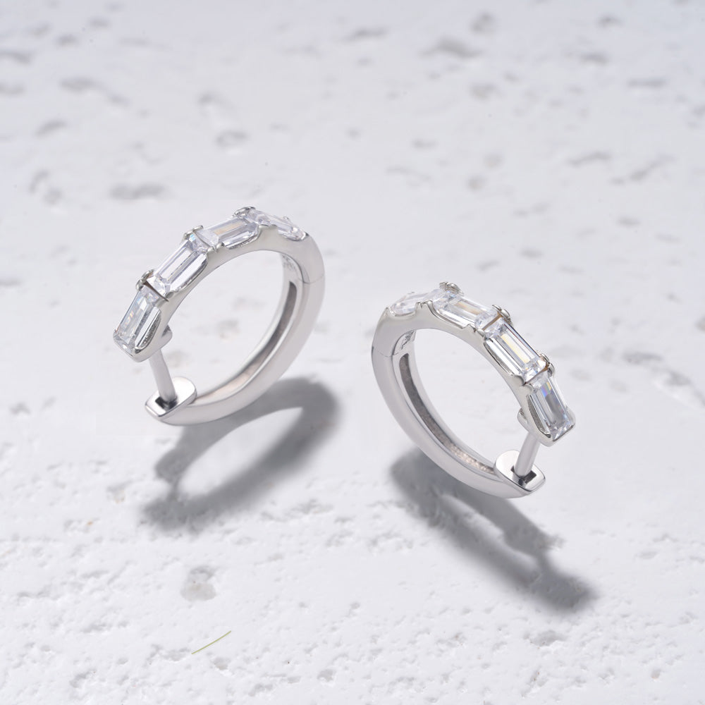 Gnoce Huggie Hoop Earrings_4