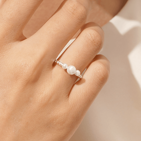 Gnoce Pearl Cluster Ring_4