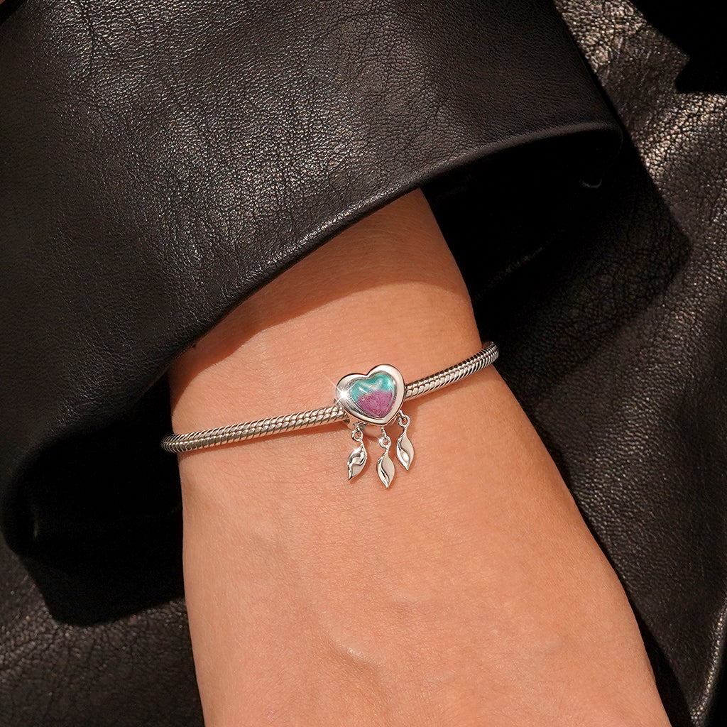 Gnoce "This MUMMY belongs to" Engravable Glow-in-the-Dark Heart Dream Catcher Charm_6