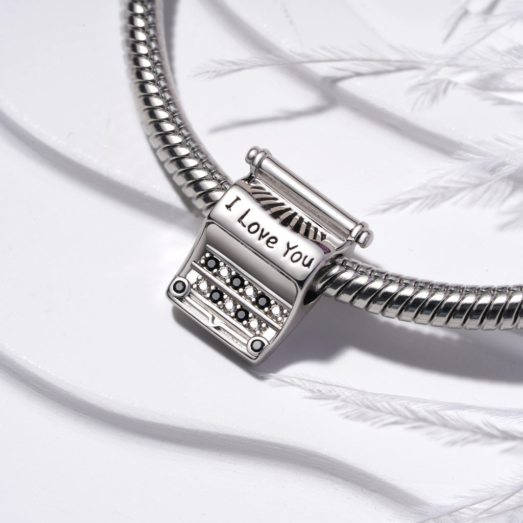 Gnoce "I Love You" Retro Black White Typewriter Charm_3