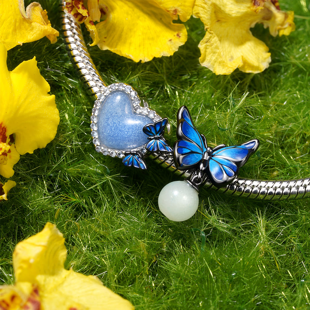 Gnoce Glow-in-the-dark Heart Butterfly Charm_4