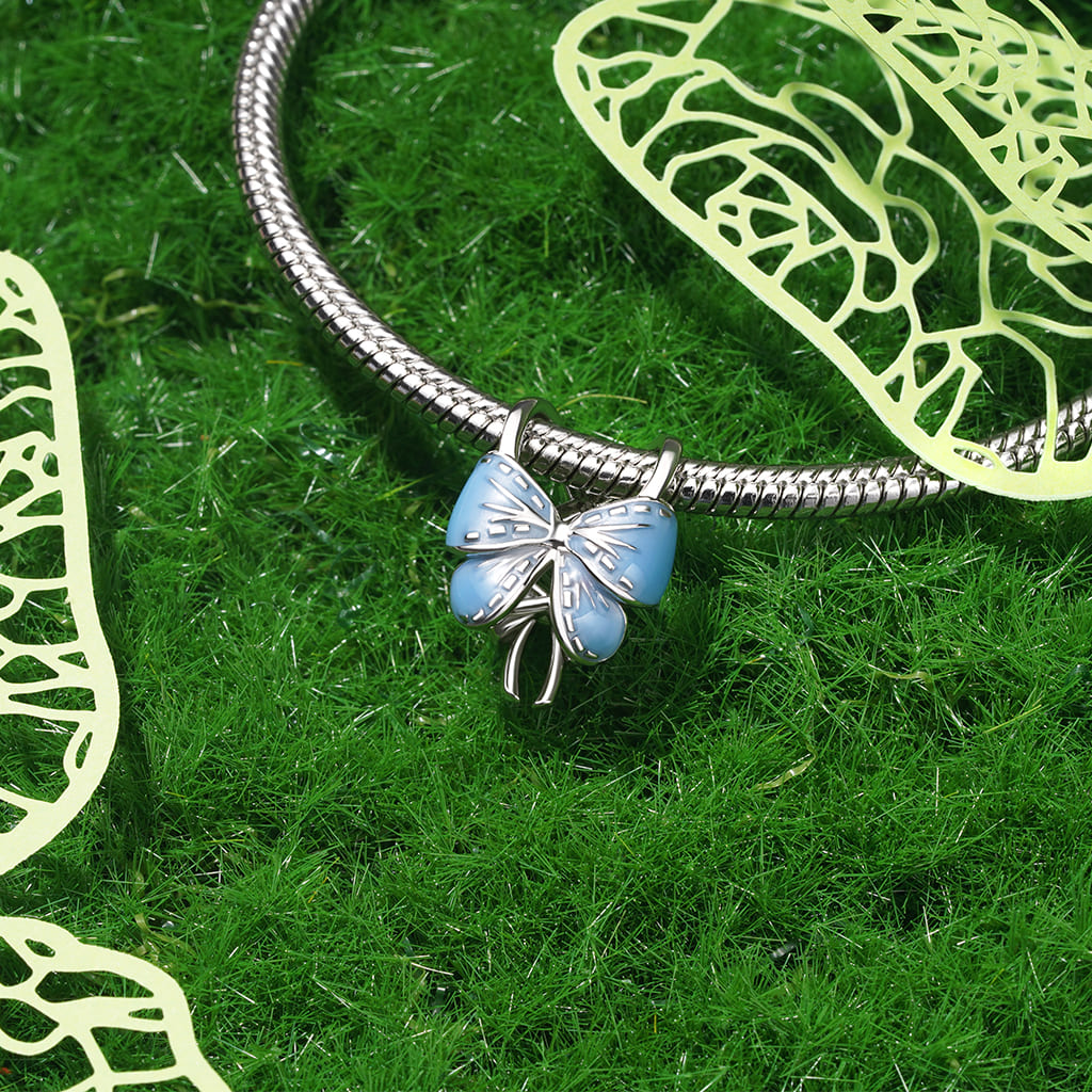 Gnoce Sexy Butterfly Suspender Charm_3