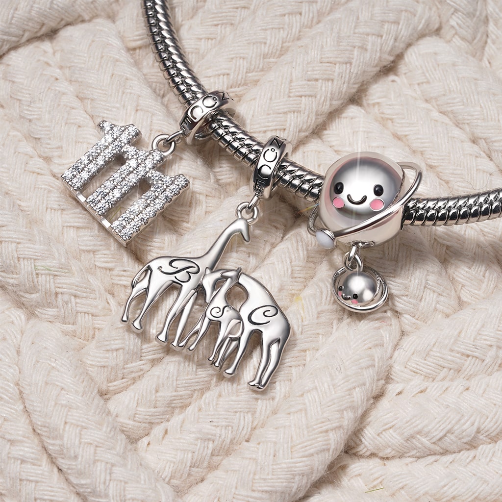 Gnoce Engravable Letter Giraffe Family Pendant Dangle Charm_4