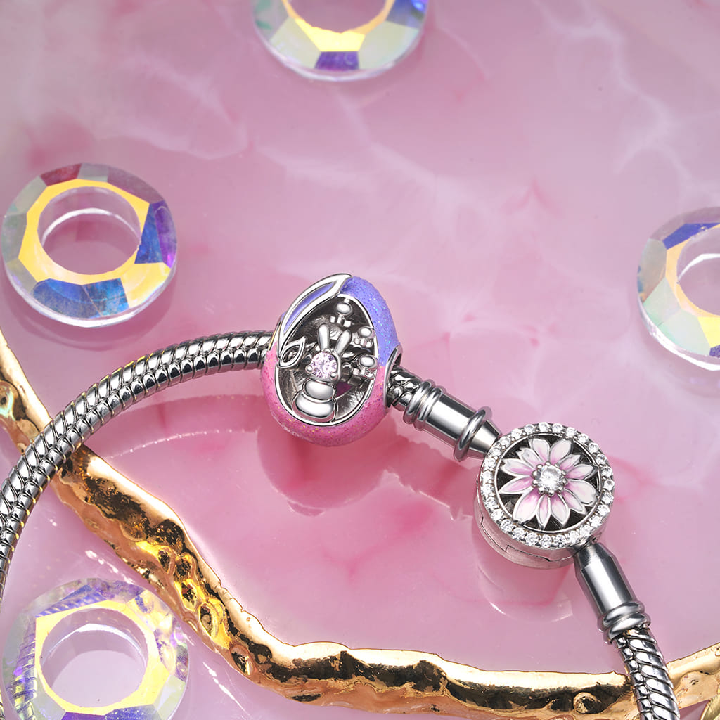 Gnoce Easter Egg Bunny Glow-in-the-Dark Charm_4