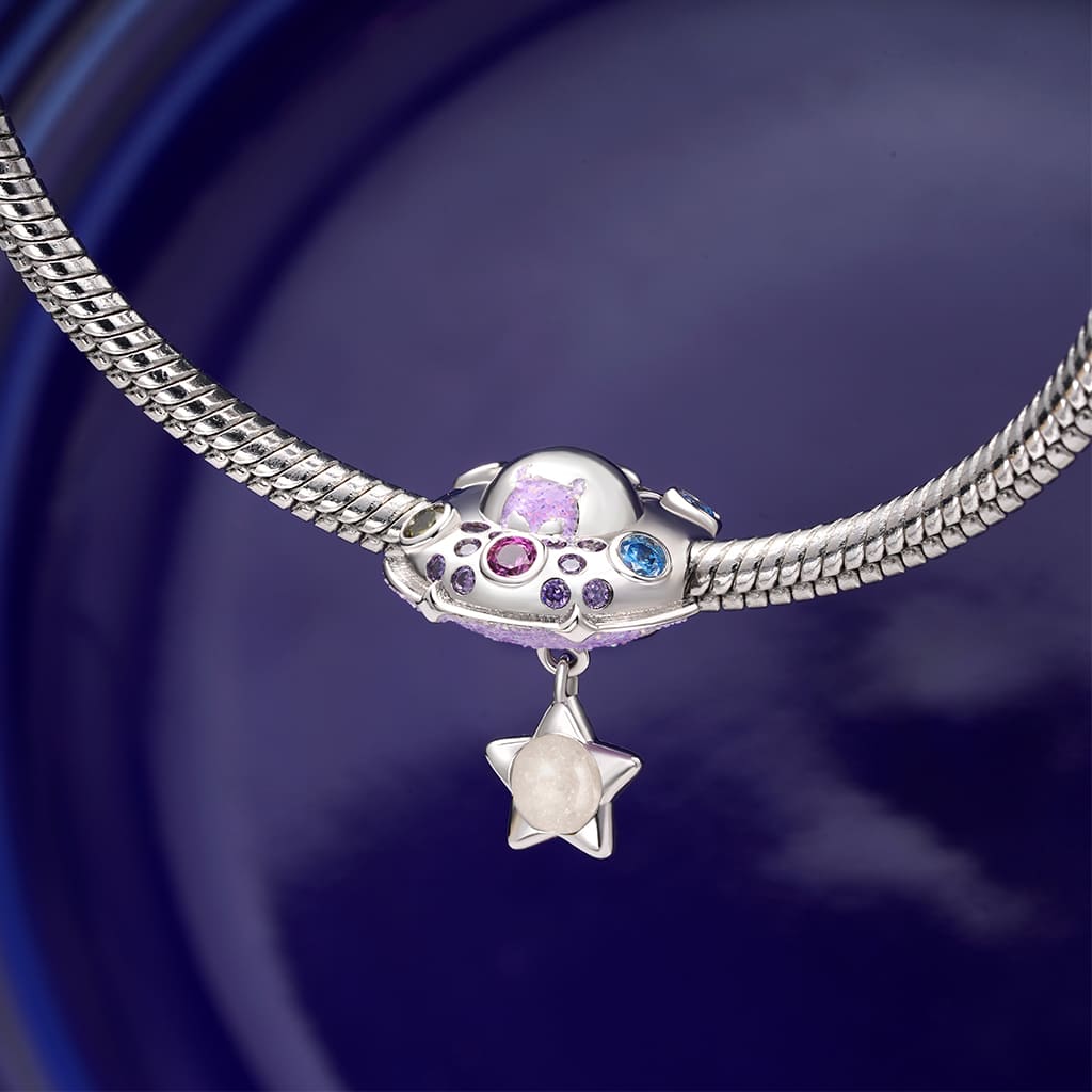 Gnoce Glow-in-the-Dark Aerospace UFO Charm_4