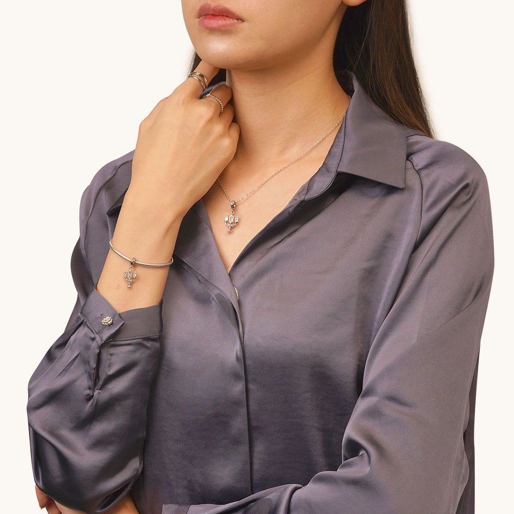 Gnoce Burning Candelabra Pendant Dangle Charm_4