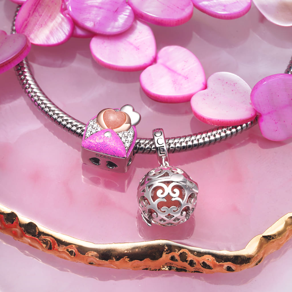 Gnoce "Love Message" Pink Glow-in-the-Dark Envelope Charm_4