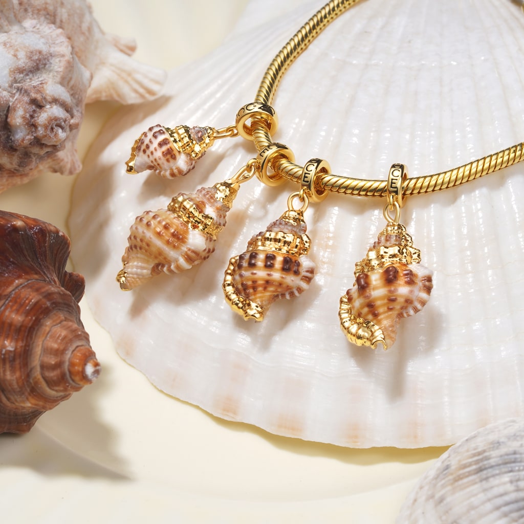 Gnoce 18k Gold Plated Natural Ocean Shell Pendant Dangle Charm_3