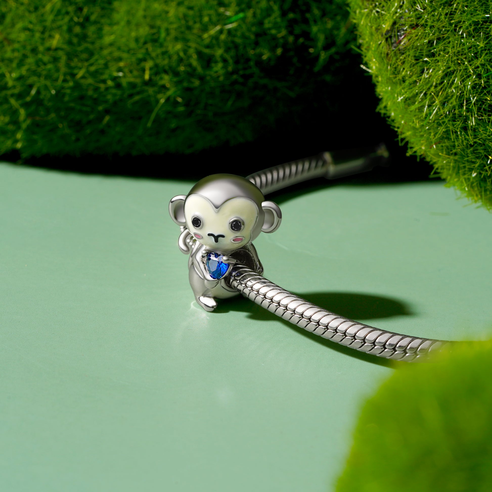 Gnoce Chinese Zodiac Monkey Embraces Heart Gem Charm_3