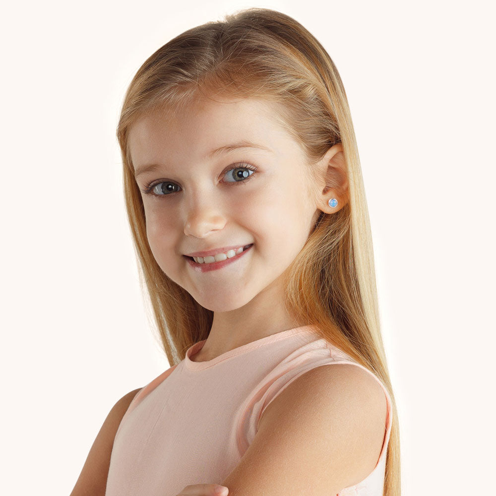 Gnoce Sparkling Moonstone Basic Stud Earrings_3