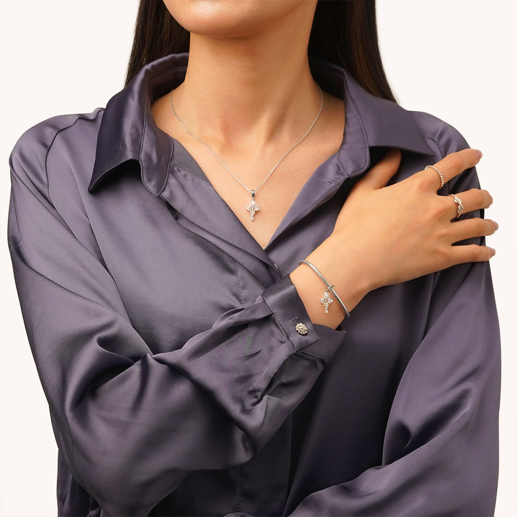 Gnoce Virgin of the Cross Pendant Dangle Charm_4