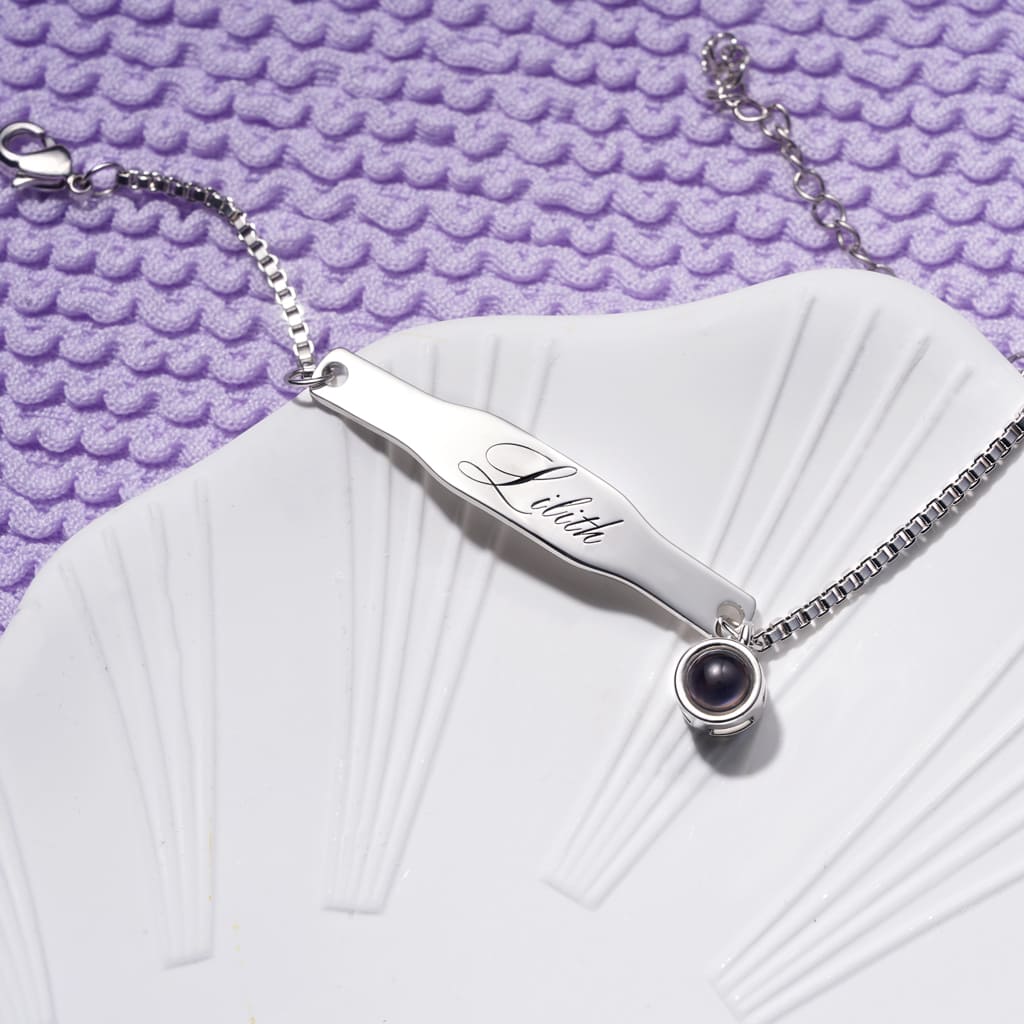 Gnoce Adjustable Projection Couple's Memories Engravable Bracelet_4