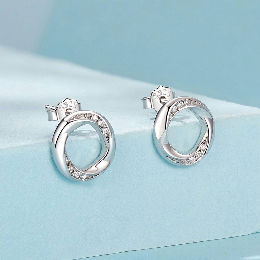 Gnoce Mobius Ring Stud Earrings_2