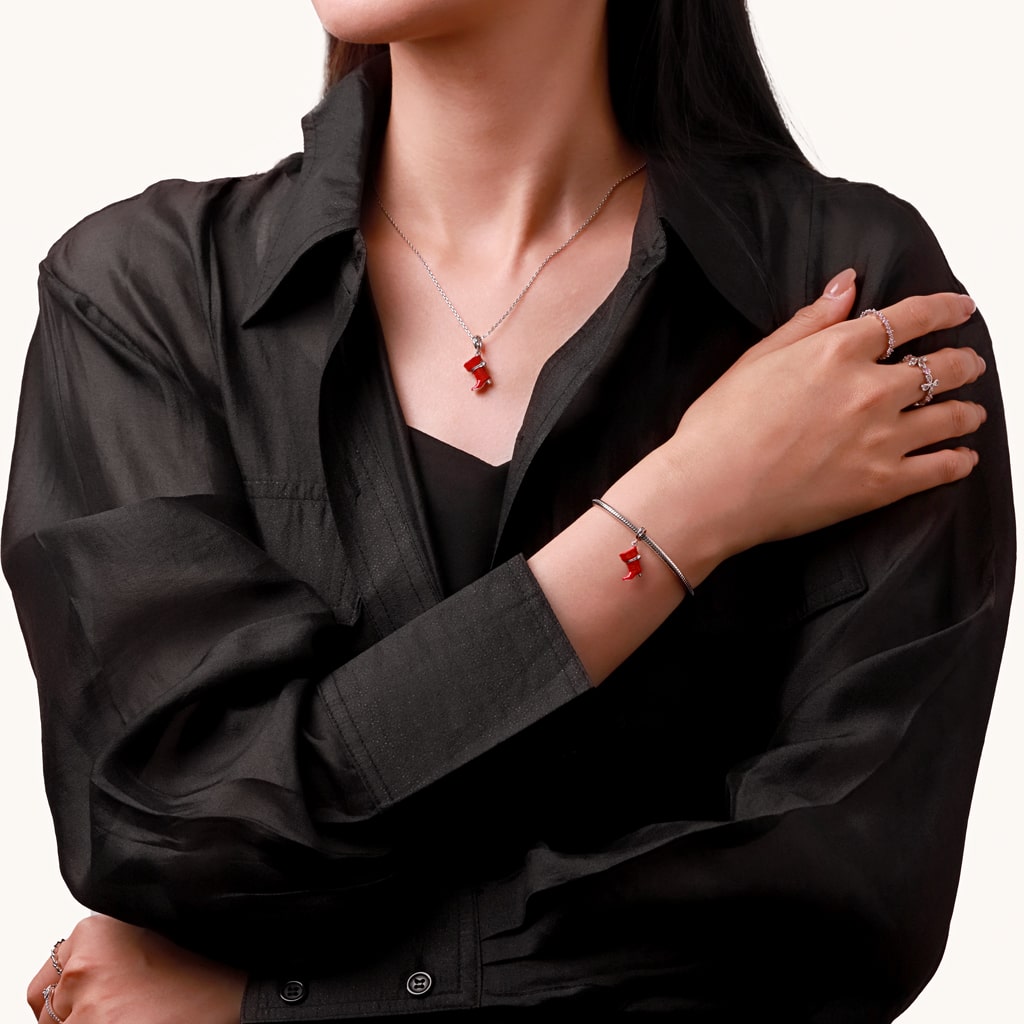 Gnoce Puss In Boots Openable Red Boot Pendant Dangle Charm_5