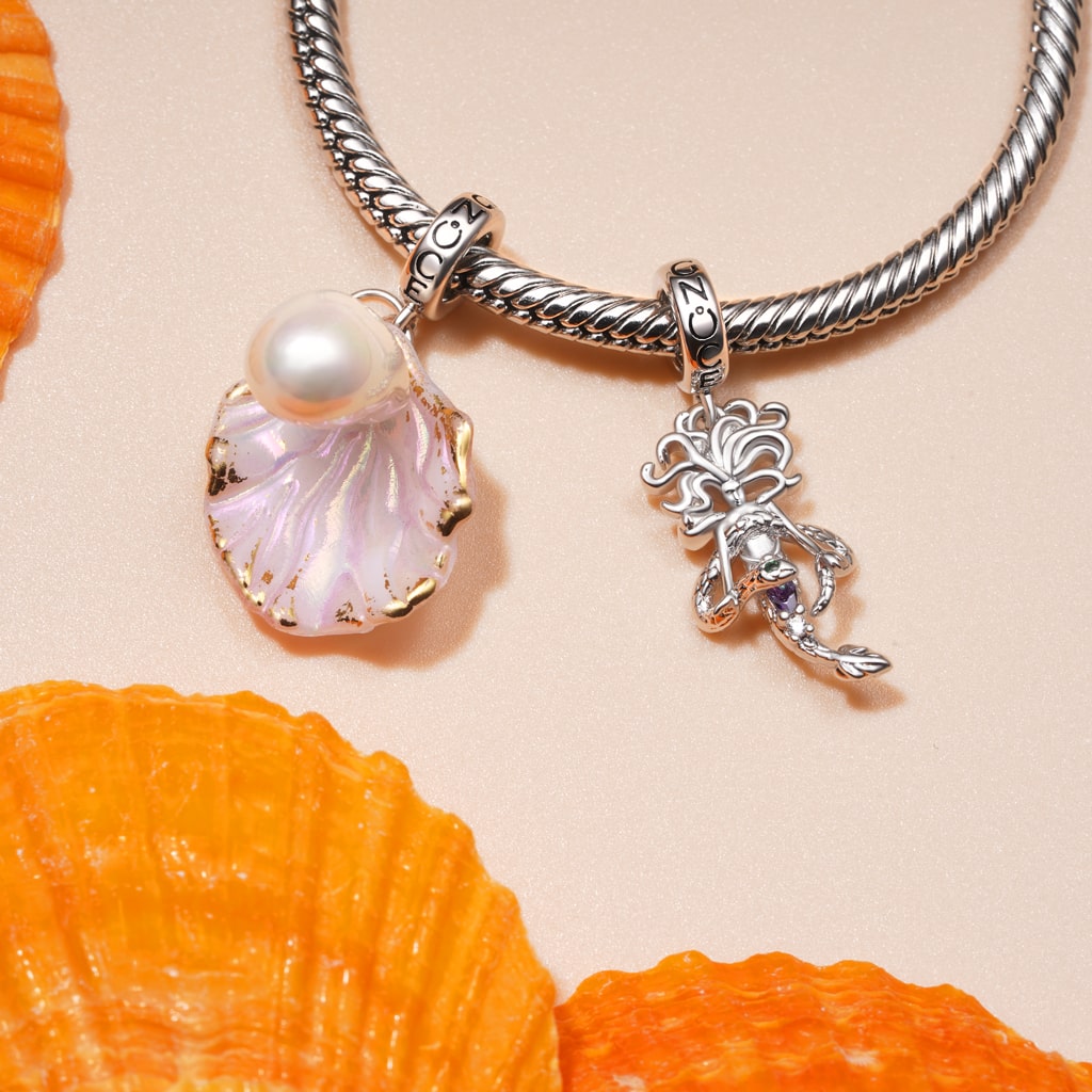 Gnoce Little Mermaid Sea Witch Pendant Dangle Charm_3