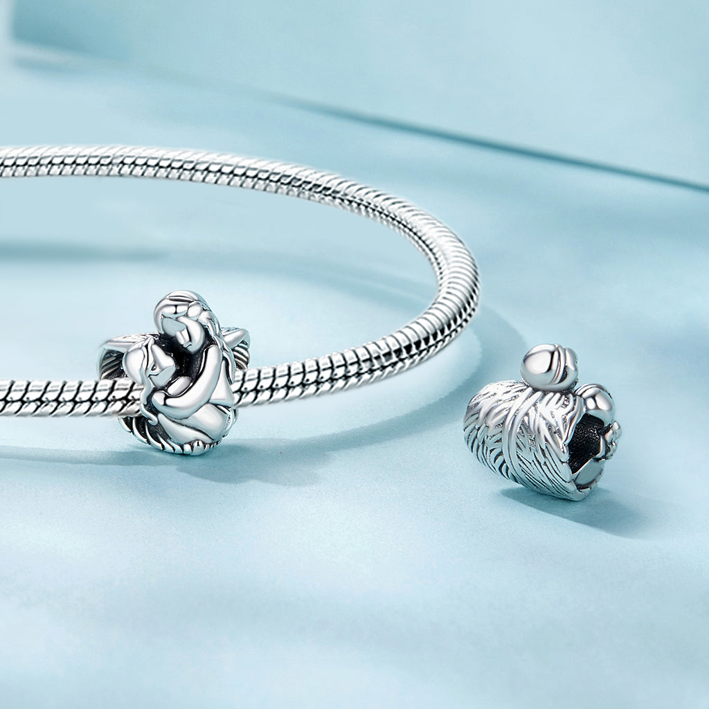 Gnoce Embrace Family Charm_2