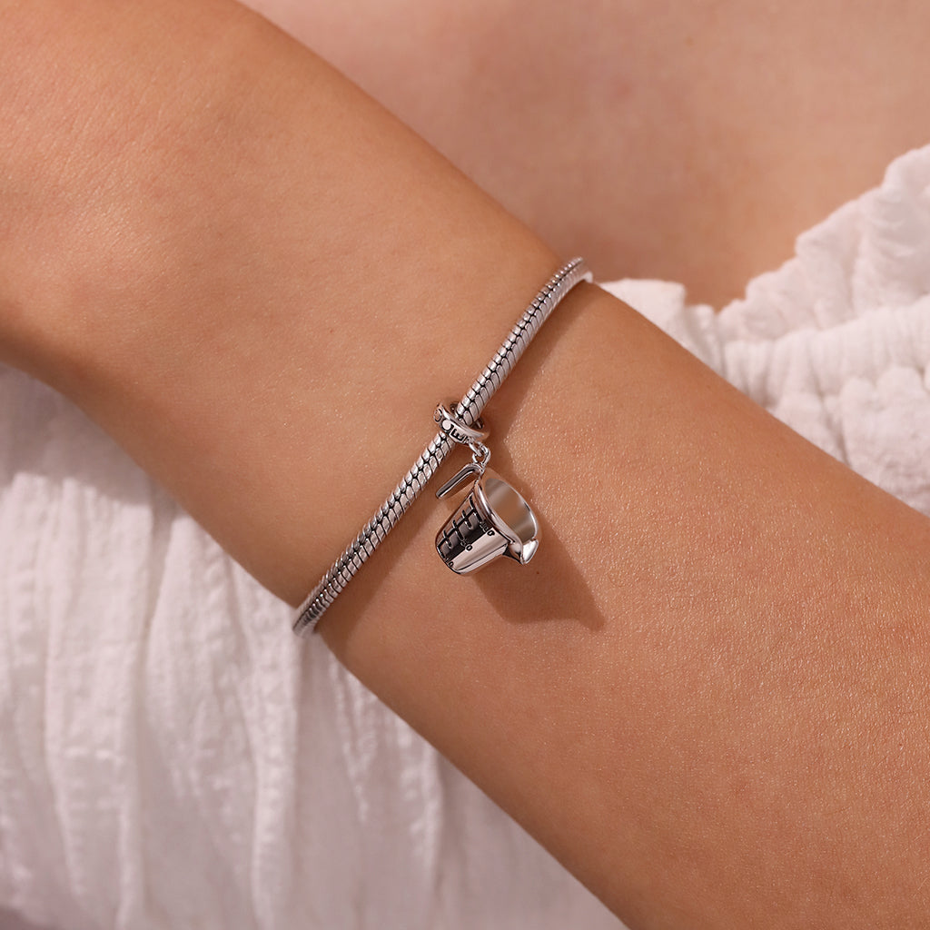 Gnoce Chemistry Lab Measuring Cup Pendant Dangle Charm_5