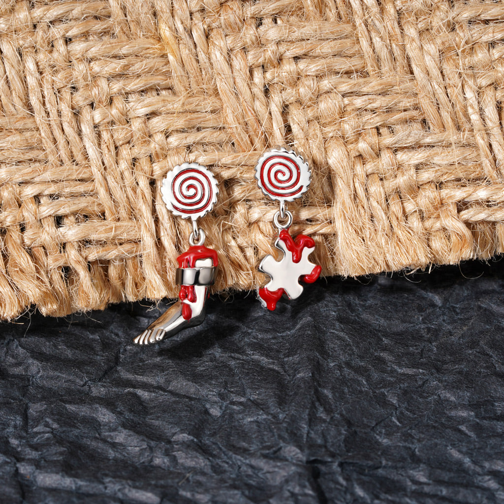 Gnoce Mismatched Bloody SAW Stud Earrings_3