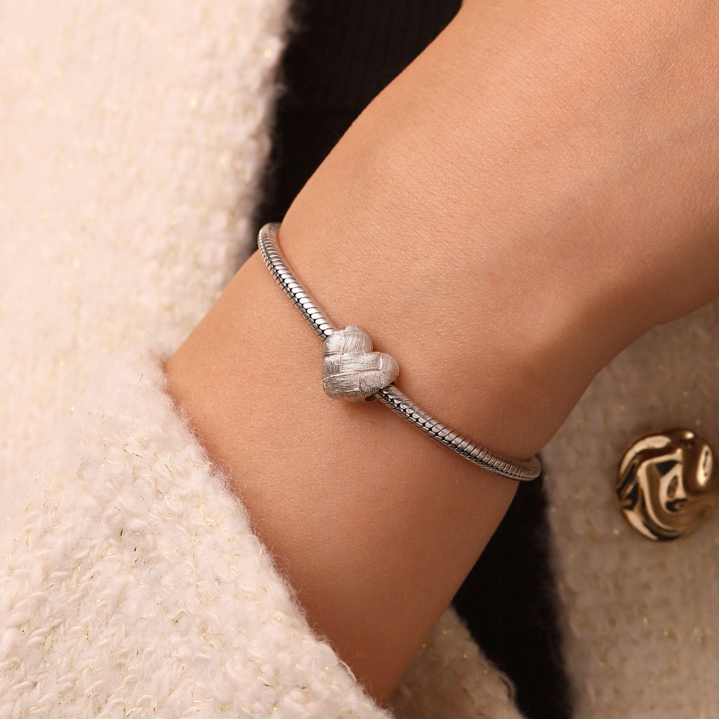 Gnoce Weaving Frosted Heart Charm_5